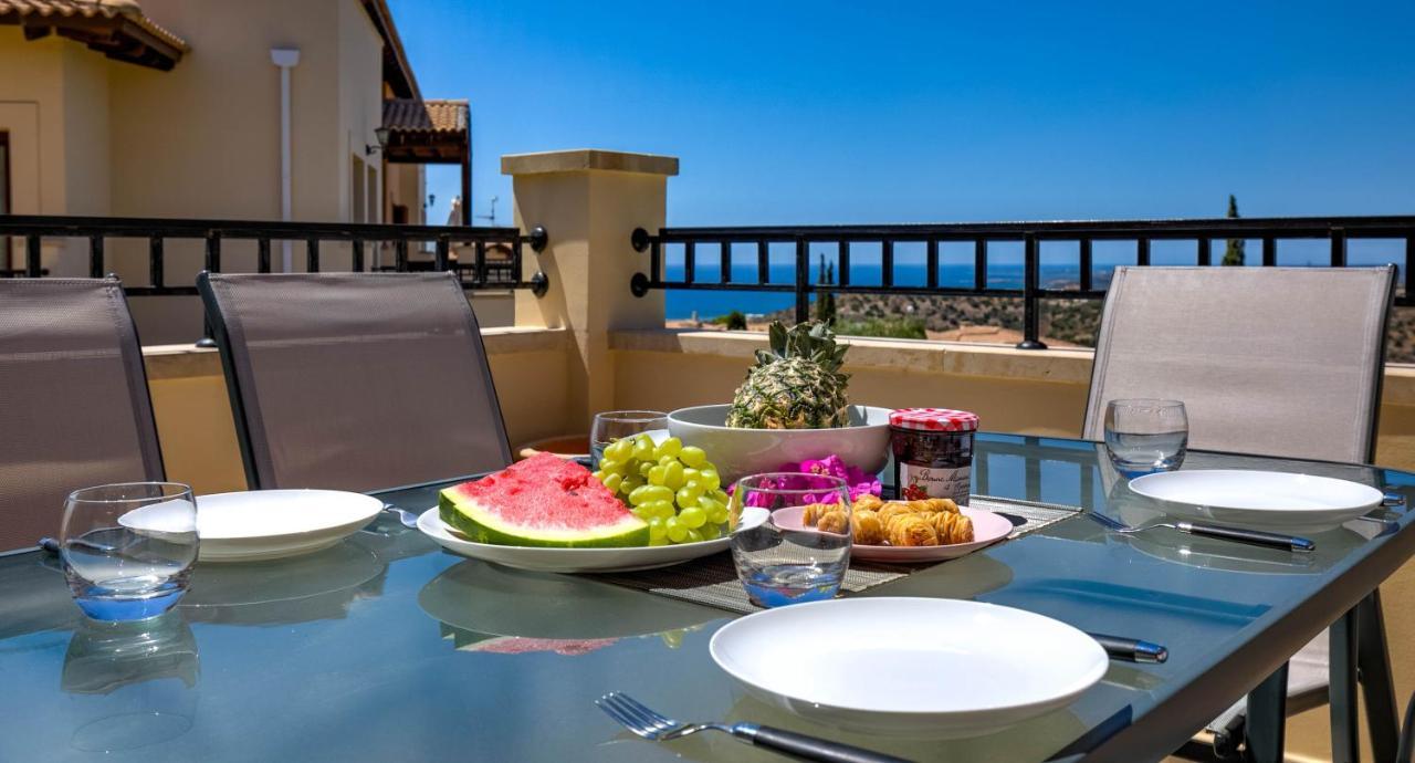 קוקליה Modern Apartment Nz11 Large Balconies With Sea And Mountain Views מראה חיצוני תמונה