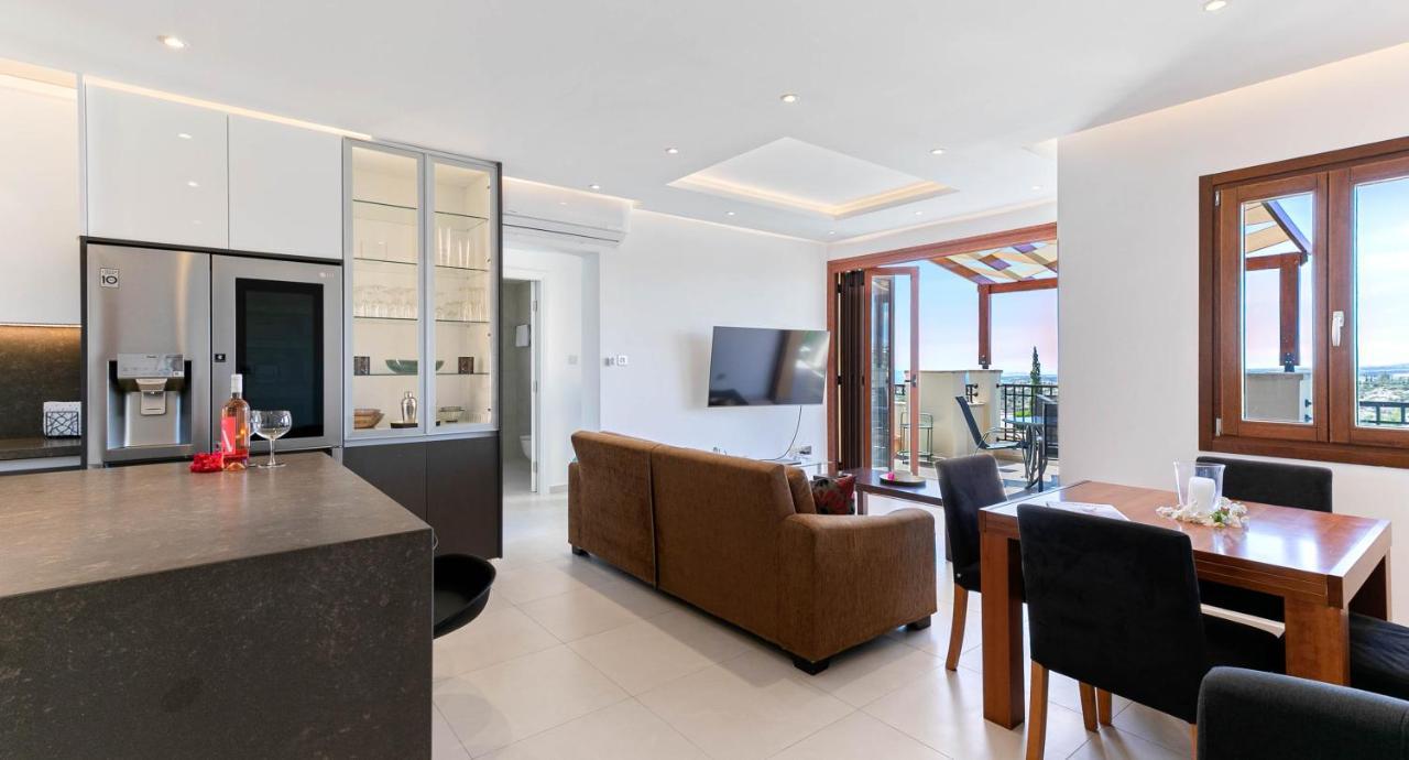 קוקליה Modern Apartment Nz11 Large Balconies With Sea And Mountain Views מראה חיצוני תמונה